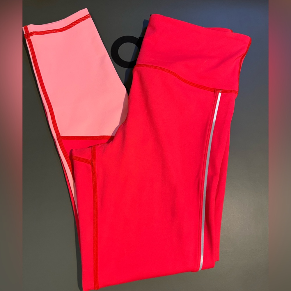 ZYIA Popsicle Pink Reflective Light n Tight Leggings – Size 6–8